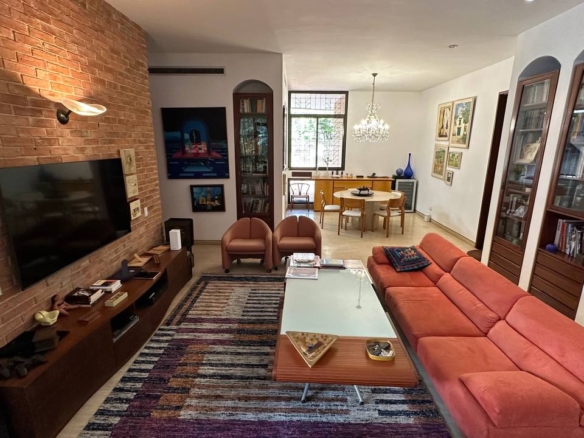 Apartamento Planta Baja en Venta en Altamira, Caracas – 783m², 6 Habitaciones, 6 Baños y 7 Puestos de Estacionamiento