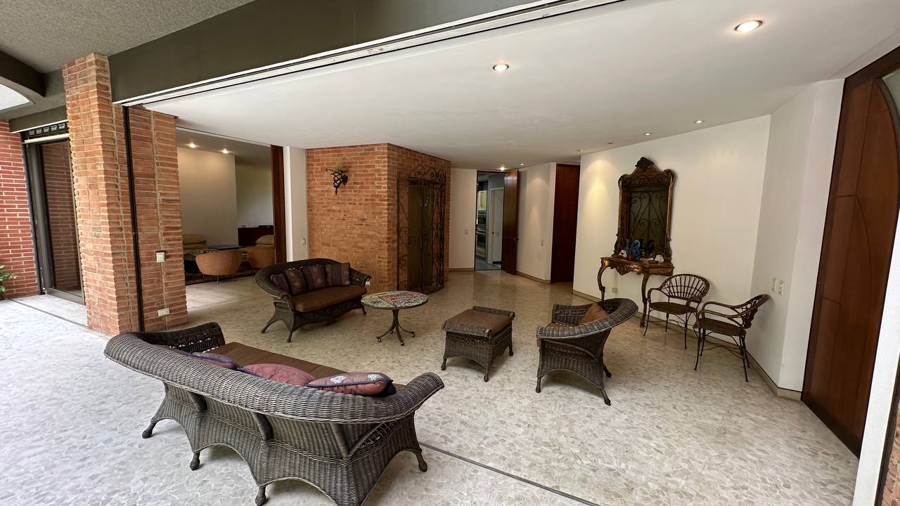Altamira-PH-Areas (3) Apartamento Planta Baja en Venta en Altamira, Caracas – 600m², 4 Habitaciones, 4 Baños y 5 Puestos de Estacionamiento