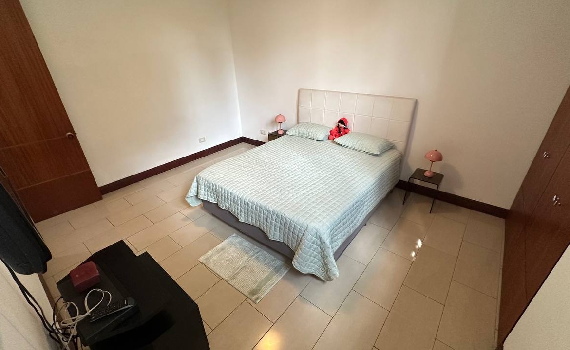 Apartamento Planta Baja en Venta en Altamira, Caracas – 600m², 4 Habitaciones, 4 Baños y 5 Puestos de Estacionamiento