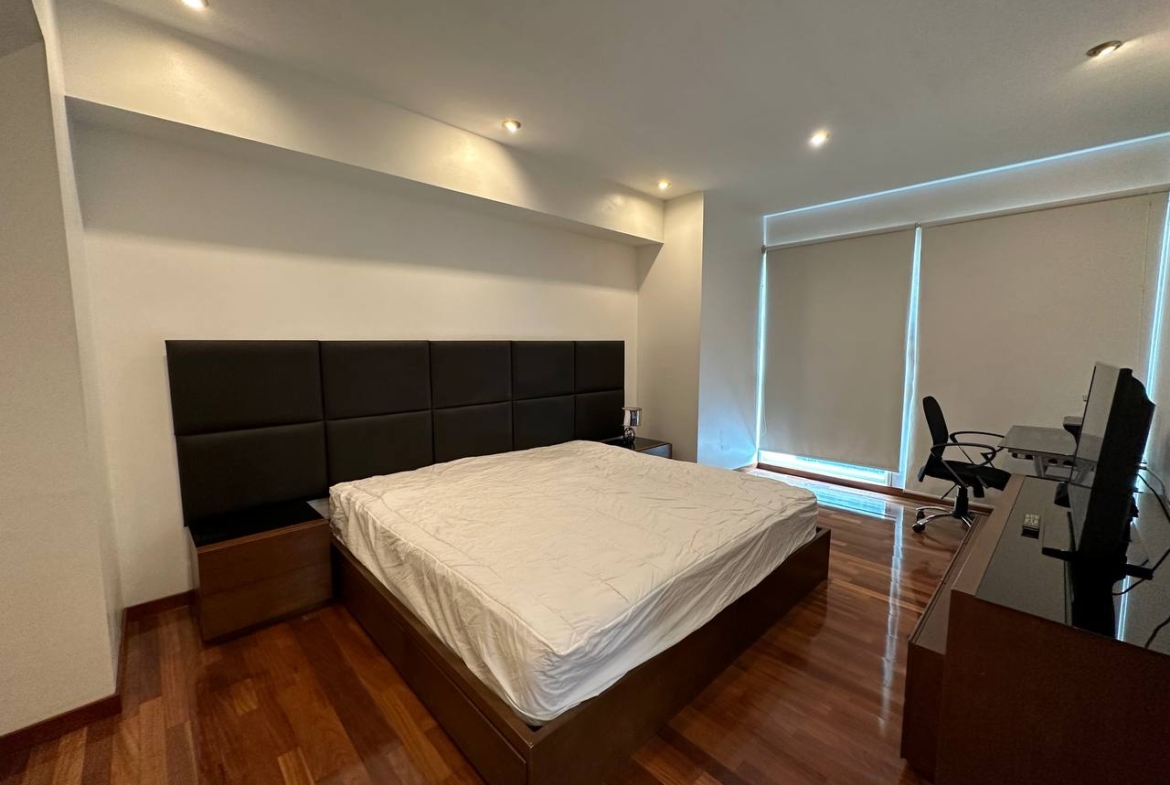 Apartamento en Alquiler en Campo Alegre, Caracas – 92m², 2 Habitaciones, 2 Baños y 2 Puestos de Estacionamiento