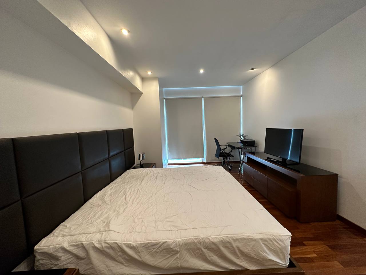 Campo Alegre-Esmeralda-Dormitorio (2) Apartamento en Alquiler en Campo Alegre, Caracas – 92m², 2 Habitaciones, 2 Baños y 2 Puestos de Estacionamiento
