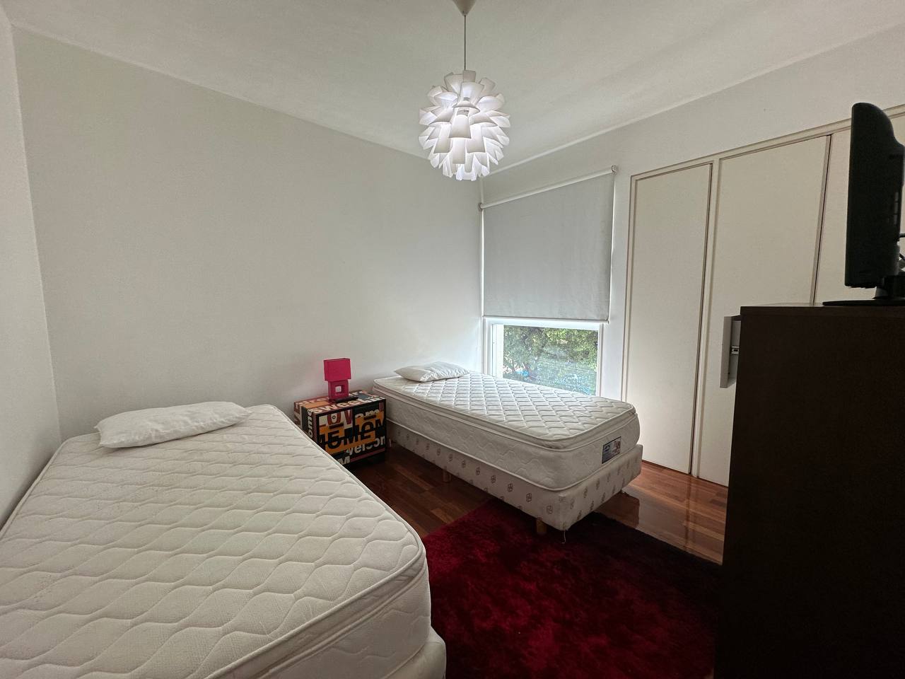 Campo Alegre-Esmeralda-Dormitorio (3) Apartamento en Alquiler en Campo Alegre, Caracas – 92m², 2 Habitaciones, 2 Baños y 2 Puestos de Estacionamiento