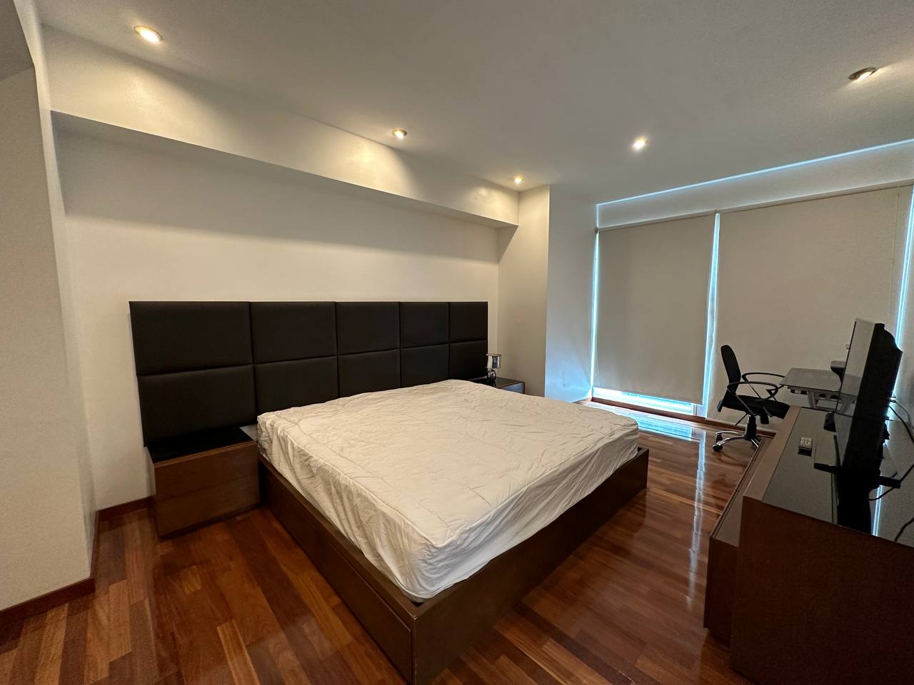 Campo Alegre-Esmeralda-Dormitorio Apartamento en Alquiler en Campo Alegre, Caracas – 92m², 2 Habitaciones, 2 Baños y 2 Puestos de Estacionamiento