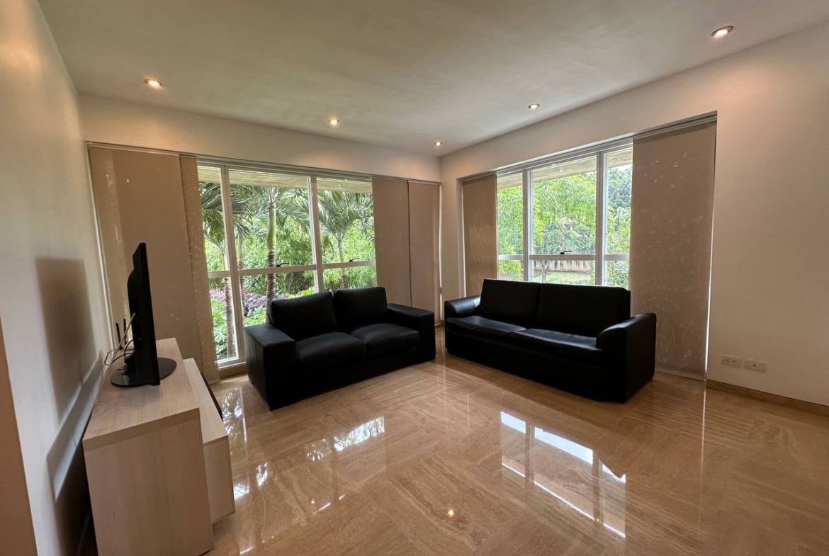 Apartamento en Alquiler en Campo Alegre, Caracas – 92m², 2 Habitaciones, 2 Baños y 2 Puestos de Estacionamiento