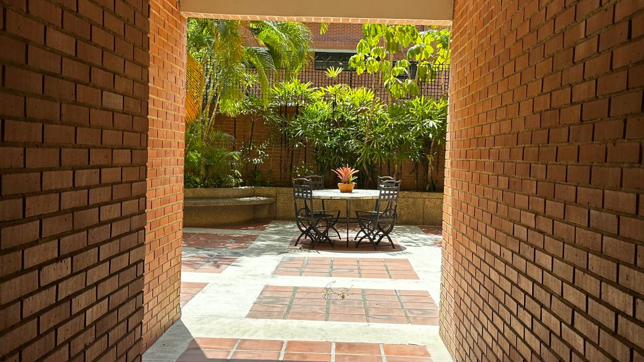 Campo Alegre-PH-Areas Pent House Dúplex en Venta en Campo Alegre, Caracas – 218m², 4 Habitaciones, 4 Baños y 4 Puestos de Estacionamiento