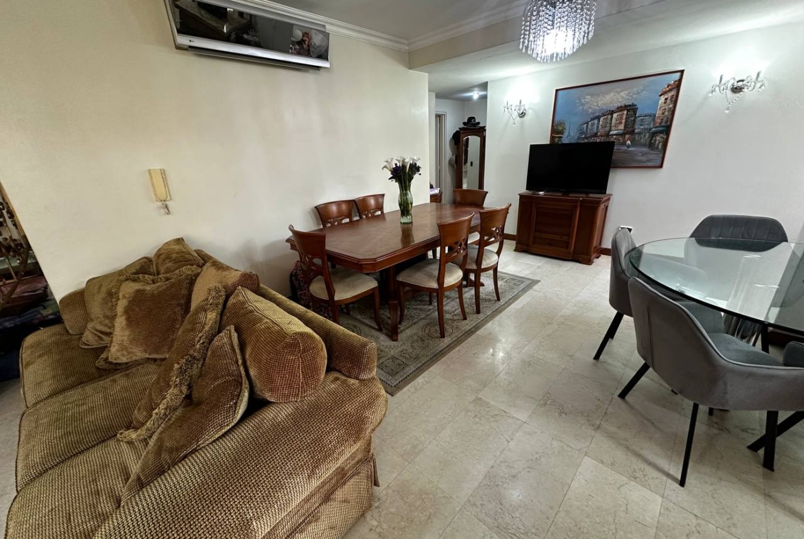 Pent House Dúplex en Venta en Campo Alegre, Caracas – 218m², 4 Habitaciones, 4 Baños y 4 Puestos de Estacionamiento