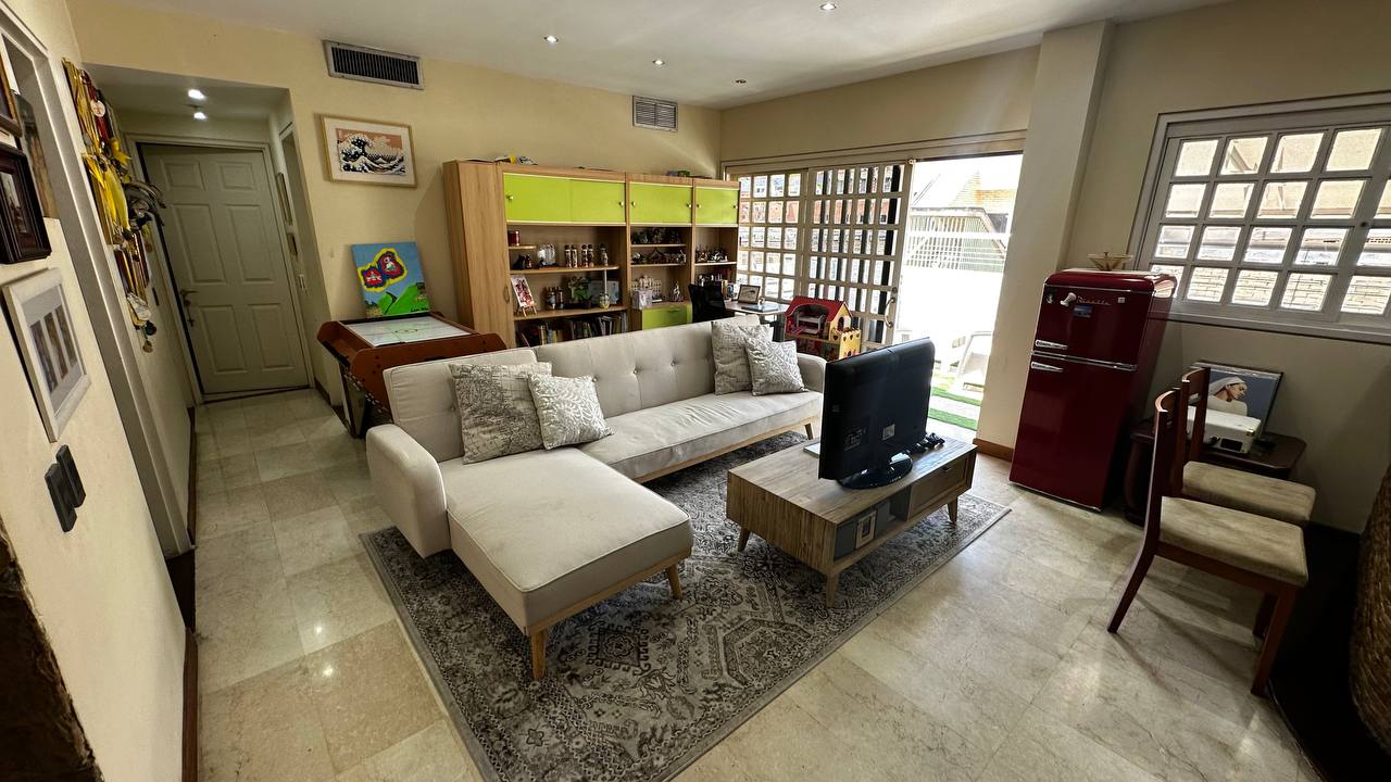 Campo Alegre-PH-Sala (3) Pent House Dúplex en Venta en Campo Alegre, Caracas – 218m², 4 Habitaciones, 4 Baños y 4 Puestos de Estacionamiento