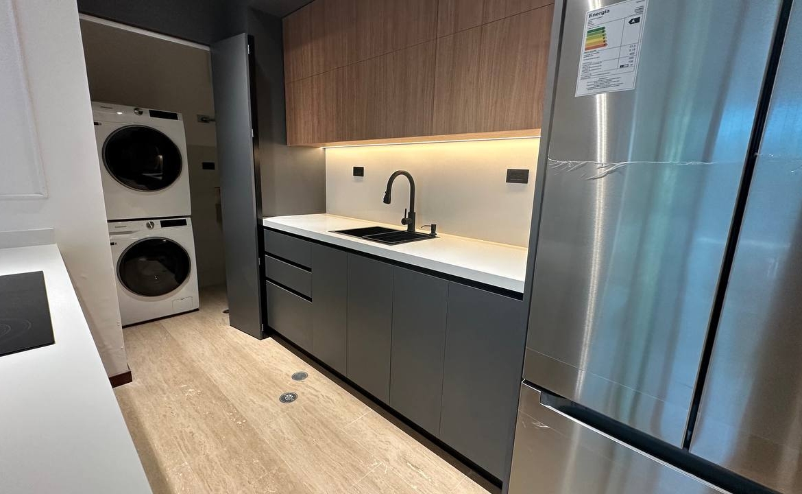 Apartamento en Venta y Alquiler en Campo Alegre, Caracas – 67m², 1 Habitación, 1 Baño y 2 Puestos de Estacionamiento
