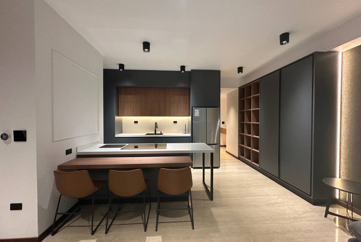 Apartamento en Venta y Alquiler en Campo Alegre, Caracas – 67m², 1 Habitación, 1 Baño y 2 Puestos de Estacionamiento