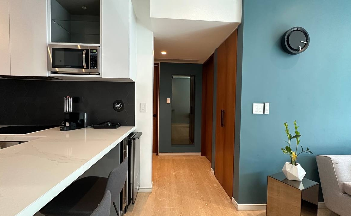 Apartamento en Alquiler en Campo Alegre, Caracas – 90m², 2 Habitaciones, 2 Baños y 2 Puestos de Estacionamiento