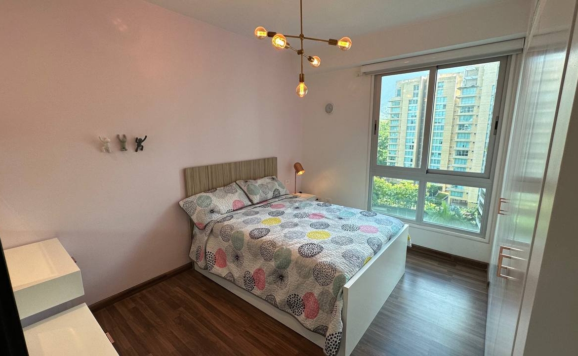 Apartamento en Alquiler en Campo Alegre, Caracas – 90m², 2 Habitaciones, 2 Baños y 2 Puestos de Estacionamiento