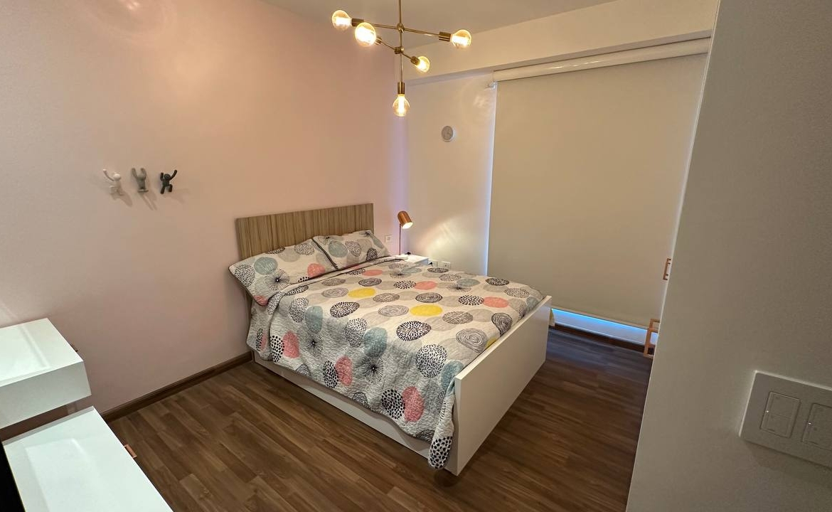 Apartamento en Alquiler en Campo Alegre, Caracas – 90m², 2 Habitaciones, 2 Baños y 2 Puestos de Estacionamiento