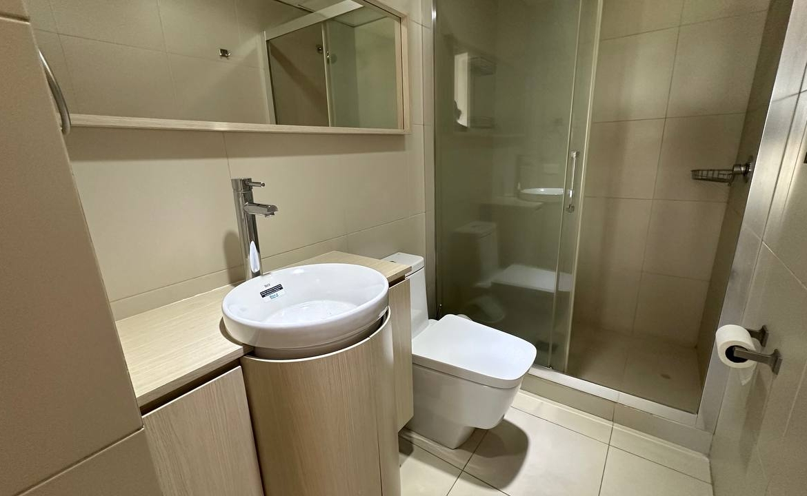 Apartamento en Alquiler en Campo Alegre, Caracas – 60m², 1 Habitación, 1 Baño y 1 Puesto de Estacionamiento