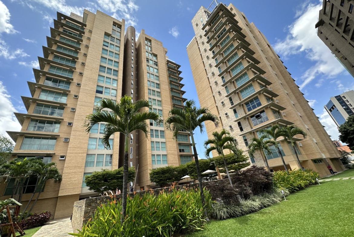 Apartamento en Alquiler en Campo Alegre, Caracas – 60m², 1 Habitación, 1 Baño y 1 Puesto de Estacionamiento