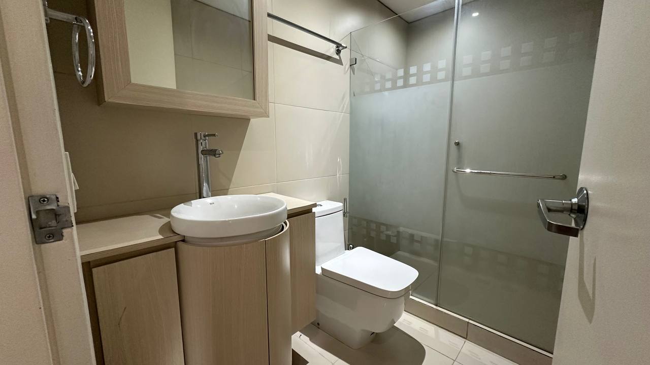 Campo Alegre-Premier6-Baño (2) Apartamento en Alquiler en Campo Alegre, Caracas – 92m², 2 Habitaciones, 2 Baños y 2 Puestos de Estacionamiento