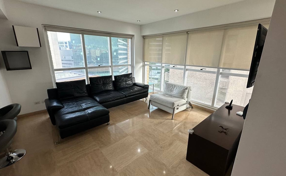 Apartamento en Alquiler en Campo Alegre, Caracas – 92m², 2 Habitaciones, 2 Baños y 2 Puestos de Estacionamiento
