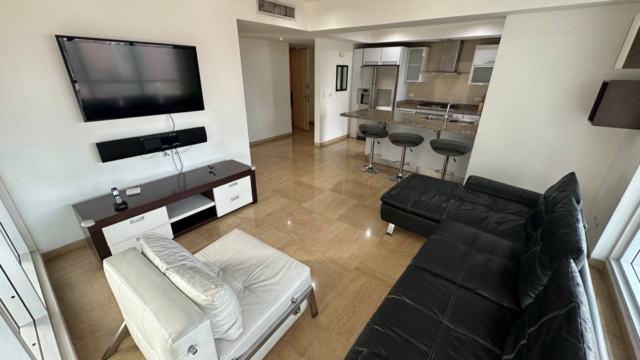 Campo Alegre-Premier6-Sala Apartamento en Alquiler en Campo Alegre, Caracas – 92m², 2 Habitaciones, 2 Baños y 2 Puestos de Estacionamiento