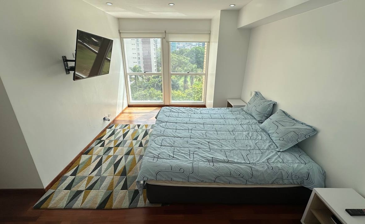 Apartamento en Alquiler en Campo Alegre, Caracas – 92m², 2 Habitaciones, 2 Baños y 2 Puestos de Estacionamiento