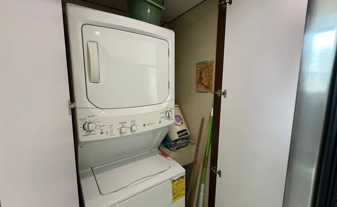 Apartamento en Alquiler en Campo Alegre, Caracas – 92m², 2 Habitaciones, 2 Baños y 2 Puestos de Estacionamiento