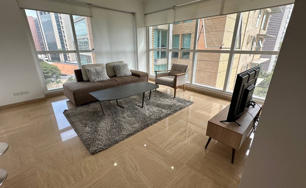 Apartamento en Alquiler en Campo Alegre, Caracas – 92m², 2 Habitaciones, 2 Baños y 2 Puestos de Estacionamiento