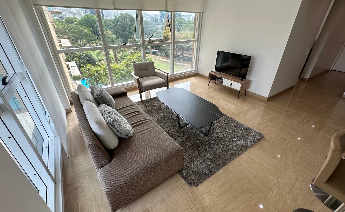 Apartamento en Alquiler en Campo Alegre, Caracas – 92m², 2 Habitaciones, 2 Baños y 2 Puestos de Estacionamiento