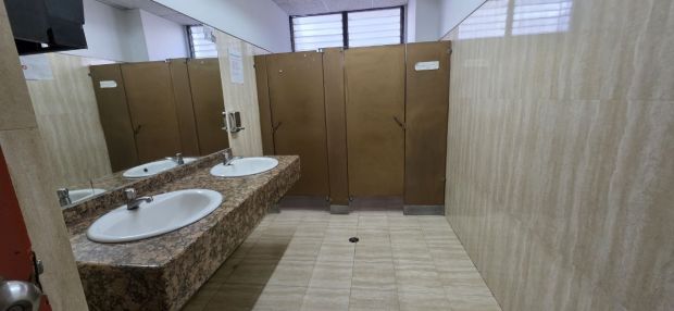 Oficina en Alquiler en Chacao, Caracas – 42m² y Estacionamiento Público