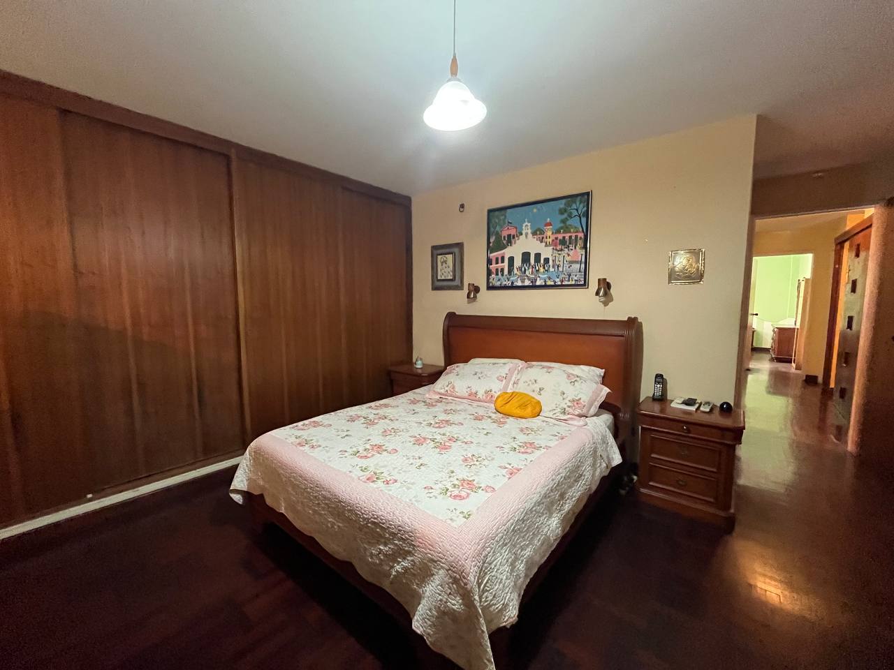 Cumbres de Curumo-Dormitorio Apartamento en Venta en Cumbres de Curumo, Caracas – 370m², 3 Habitaciones + Servicio, 3 Baños y 3 Puestos de Estacionamiento