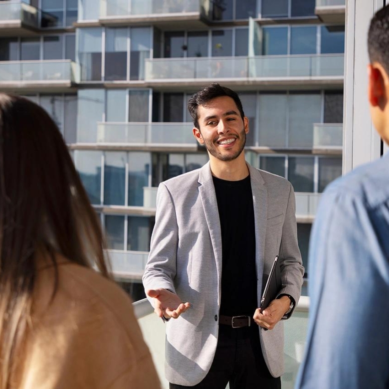 La Empatía: El Valor que Realmente Transforma una Asesoría Inmobiliaria