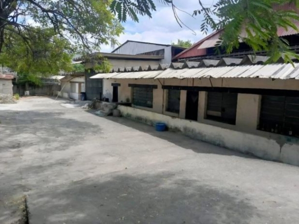Galpón Industrial en Venta en Guatire, Miranda – 6.000m², 3 Baños y 10 Puestos de Estacionamiento