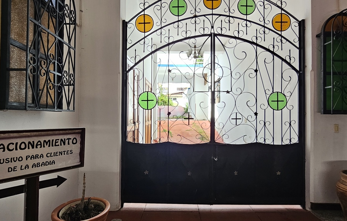Hotel en Venta en Mérida, Venezuela – 936m², 9 Habitaciones, 9 Baños y 20 Puestos de Estacionamiento