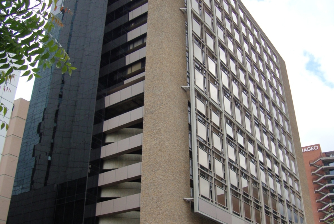 Oficina en Alquiler en La Castellana, Caracas – 114m², 1 Baño y 2 Puestos de Estacionamiento