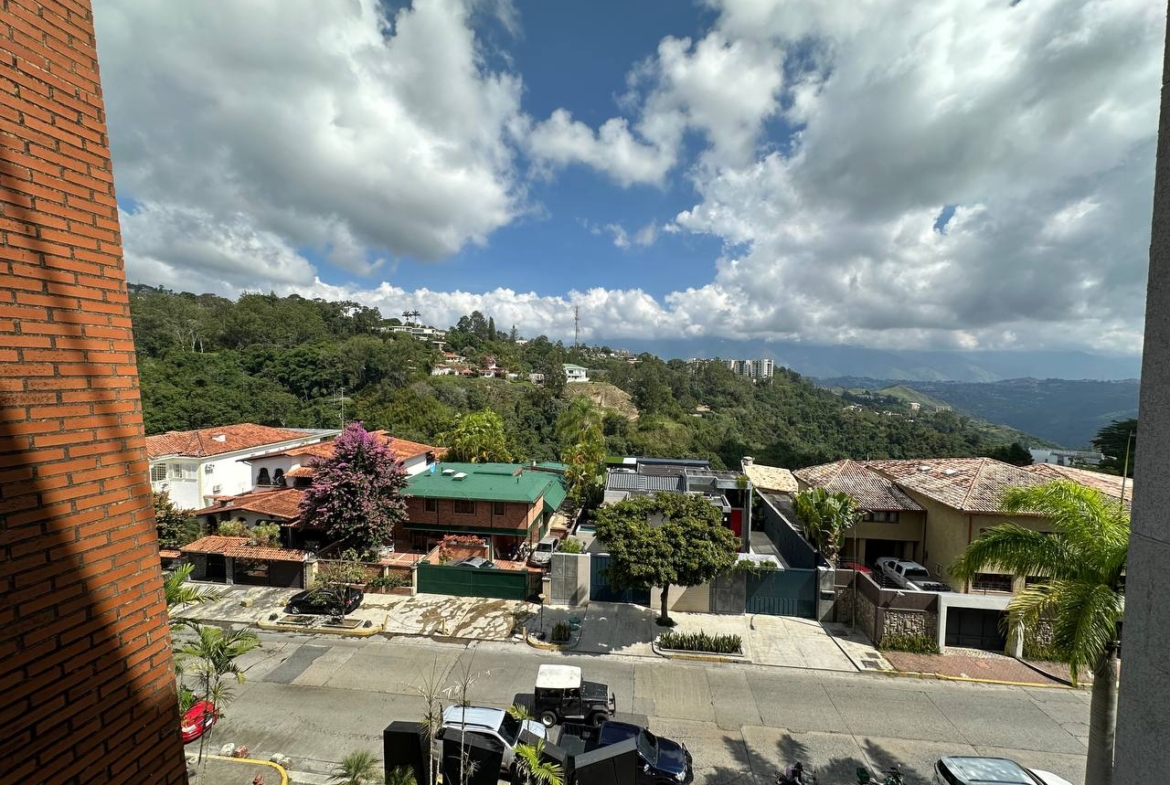 Local Comercial en Alquiler en Lomas de La Lagunita, Caracas – 56m² y 1 Baño