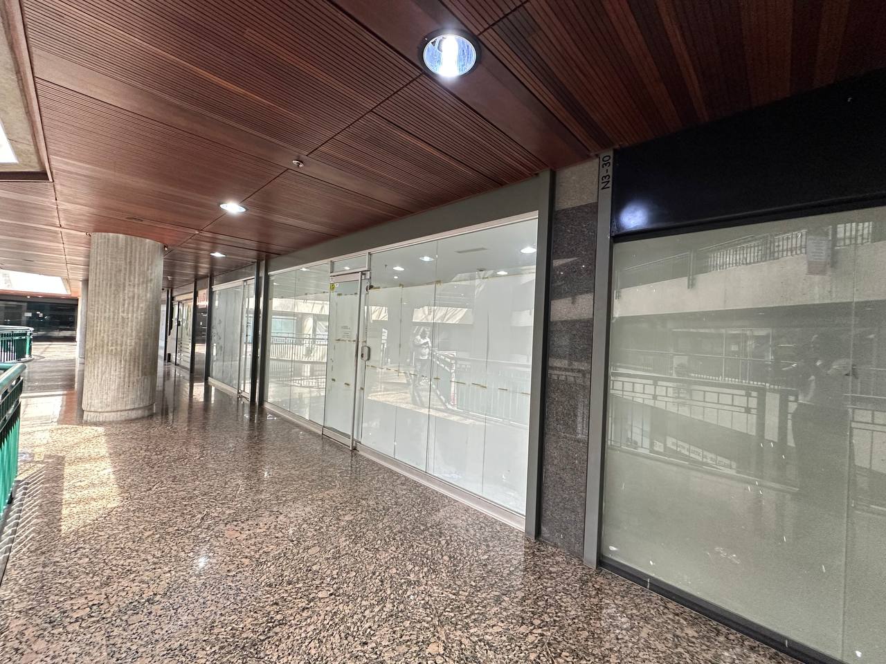 La Lagunita-Local-Vista-Externa Local Comercial en Alquiler en Lomas de La Lagunita, Caracas – 56m² y 1 Baño