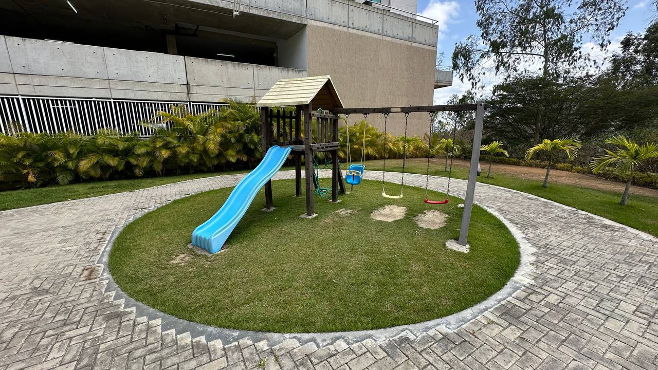 La Lagunita-Oasis-Areas (6) Apartamento en Venta en La Lagunita, Caracas – 180m², 3 Habitaciones + Servicio, 3 Baños y 3 Puestos de Estacionamiento