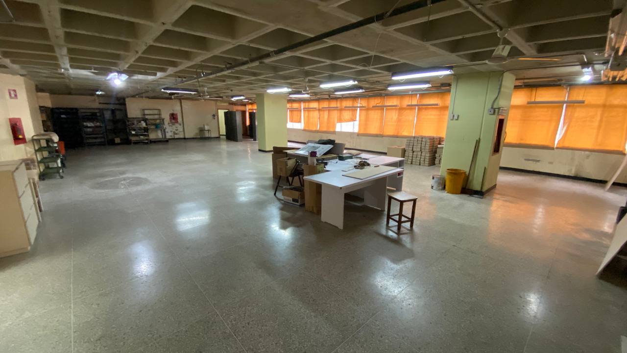 La Urbina-Piso Industrial-Areas (16) Piso Industrial en Alquiler en La Urbina, Caracas – 533m², 5 Baños y 3 Puestos de Estacionamiento