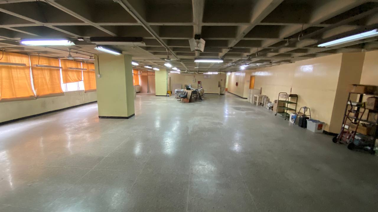 La Urbina-Piso Industrial-Areas (18) Piso Industrial en Alquiler en La Urbina, Caracas – 533m², 5 Baños y 3 Puestos de Estacionamiento