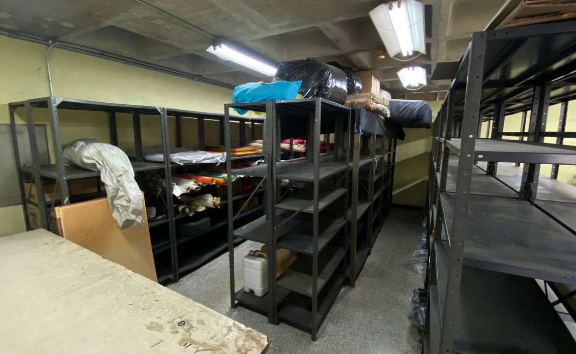 Piso Industrial en Alquiler en La Urbina, Caracas – 533m², 5 Baños y 3 Puestos de Estacionamiento