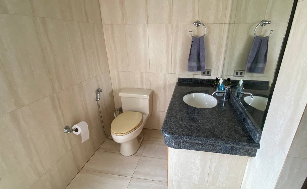 Piso Industrial en Alquiler en La Urbina, Caracas – 533m², 5 Baños y 3 Puestos de Estacionamiento