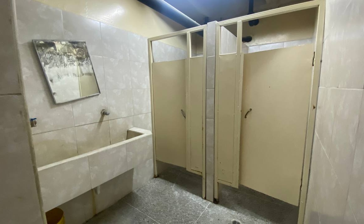 Piso Industrial en Alquiler en La Urbina, Caracas – 533m², 5 Baños y 3 Puestos de Estacionamiento