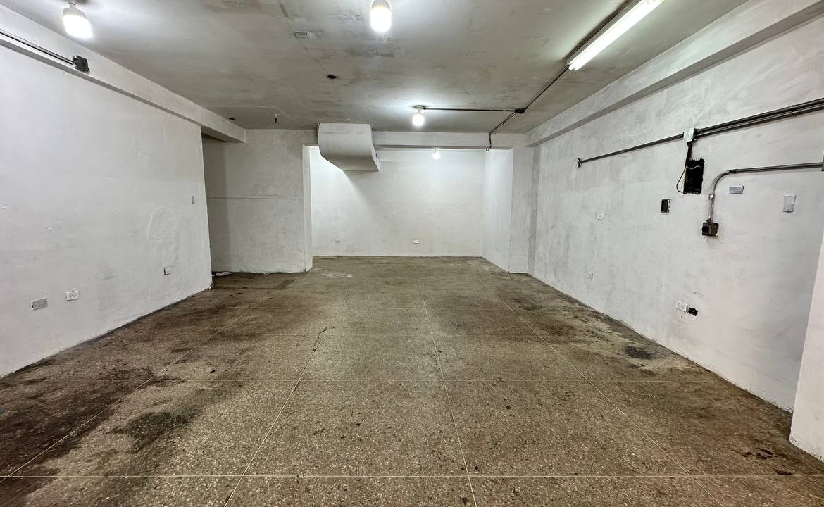 Local Comercial en Venta en Capuchinos, San Juan – 57m² y 1 Baño