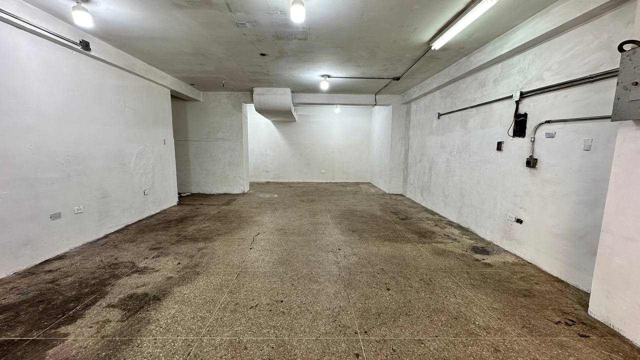 Local Comercial en Venta en Capuchinos, San Juan – 57m² y 1 Baño