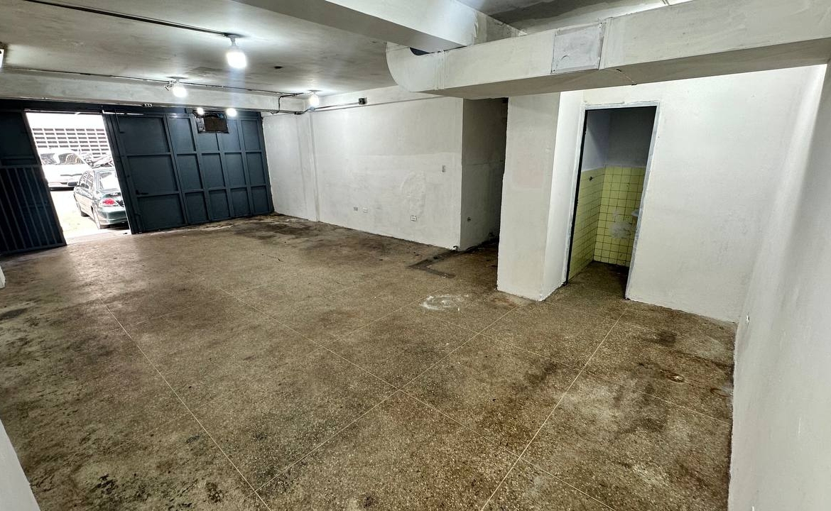 Local Comercial en Venta en Capuchinos, San Juan – 57m² y 1 Baño