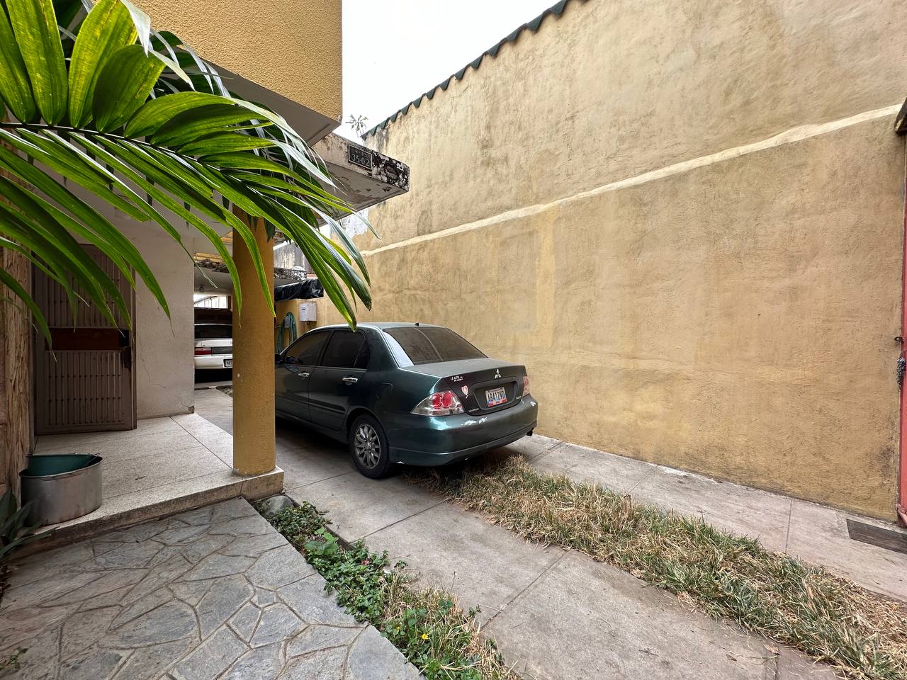Los Dos Caminos-Casa-Areas (4) Casa en Venta en Los Dos Caminos, Caracas – 252m², 4 Habitaciones, 3.5 Baños y 3 Puestos de Estacionamiento