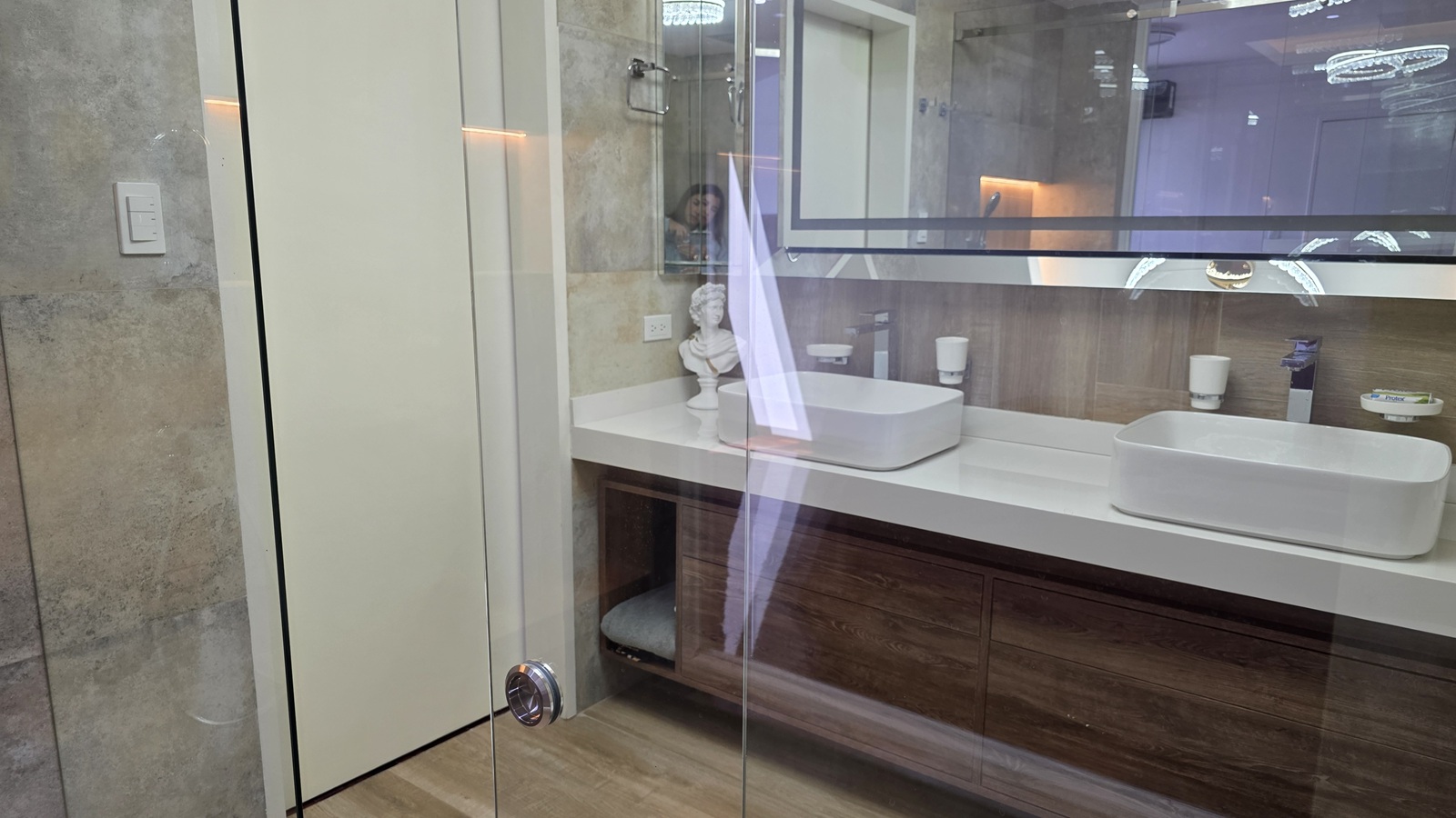 Los Palos Grandes-Baño (2) Apartamento en Venta en Los Palos Grandes, Caracas – 105m², 2 Habitaciones, 2 Baños y 1 Puesto de Estacionamiento