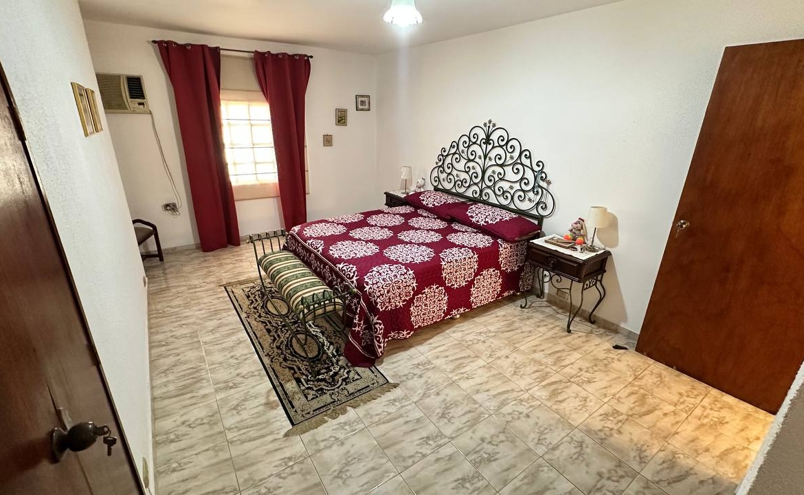 Casa Quinta en Venta en Macaracuay, Caracas – 687m², 7 Habitaciones, 5 Baños y 4 Puestos de Estacionamiento