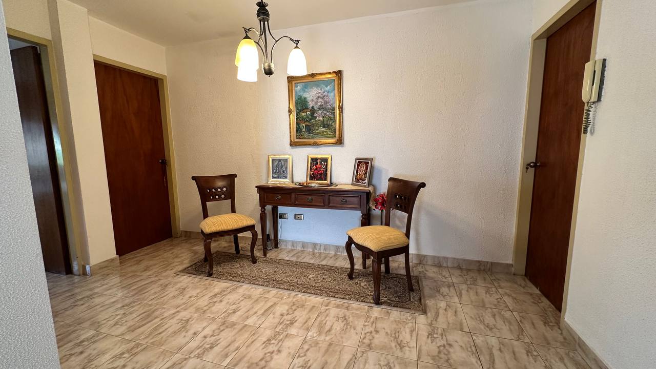 Macaracuay-Casa-Estar Casa Quinta en Venta en Macaracuay, Caracas – 687m², 7 Habitaciones, 5 Baños y 4 Puestos de Estacionamiento