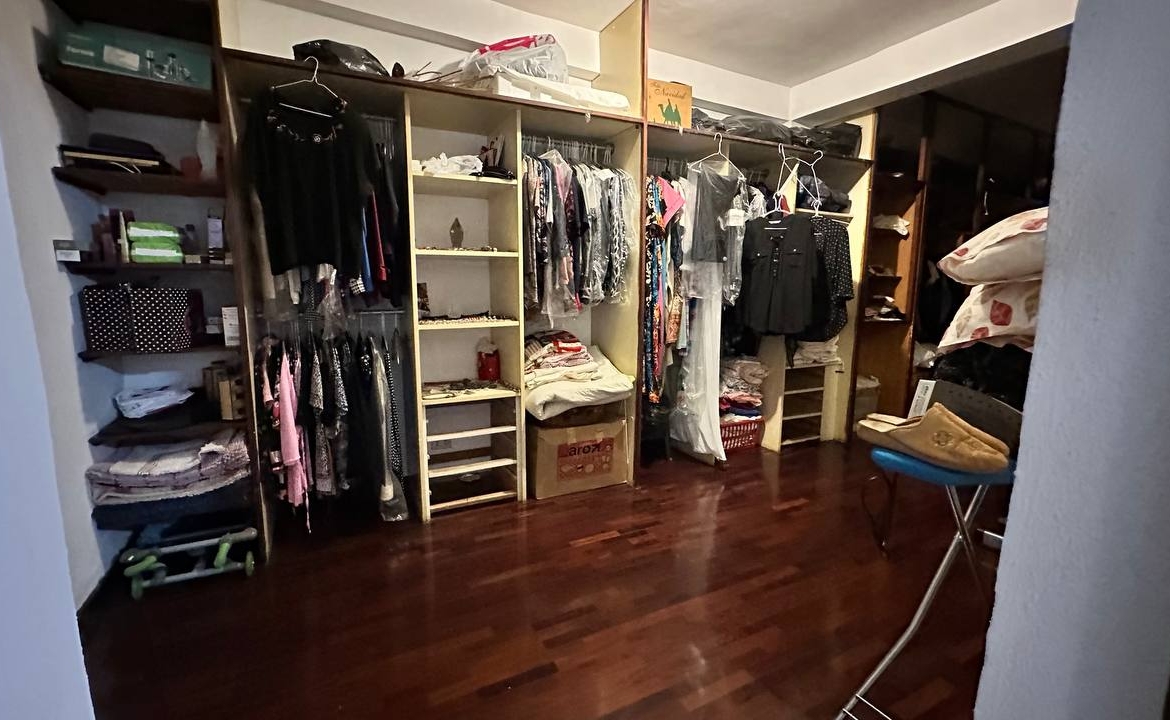 Casa Quinta en Venta en Macaracuay, Caracas – 687m², 7 Habitaciones, 5 Baños y 4 Puestos de Estacionamiento