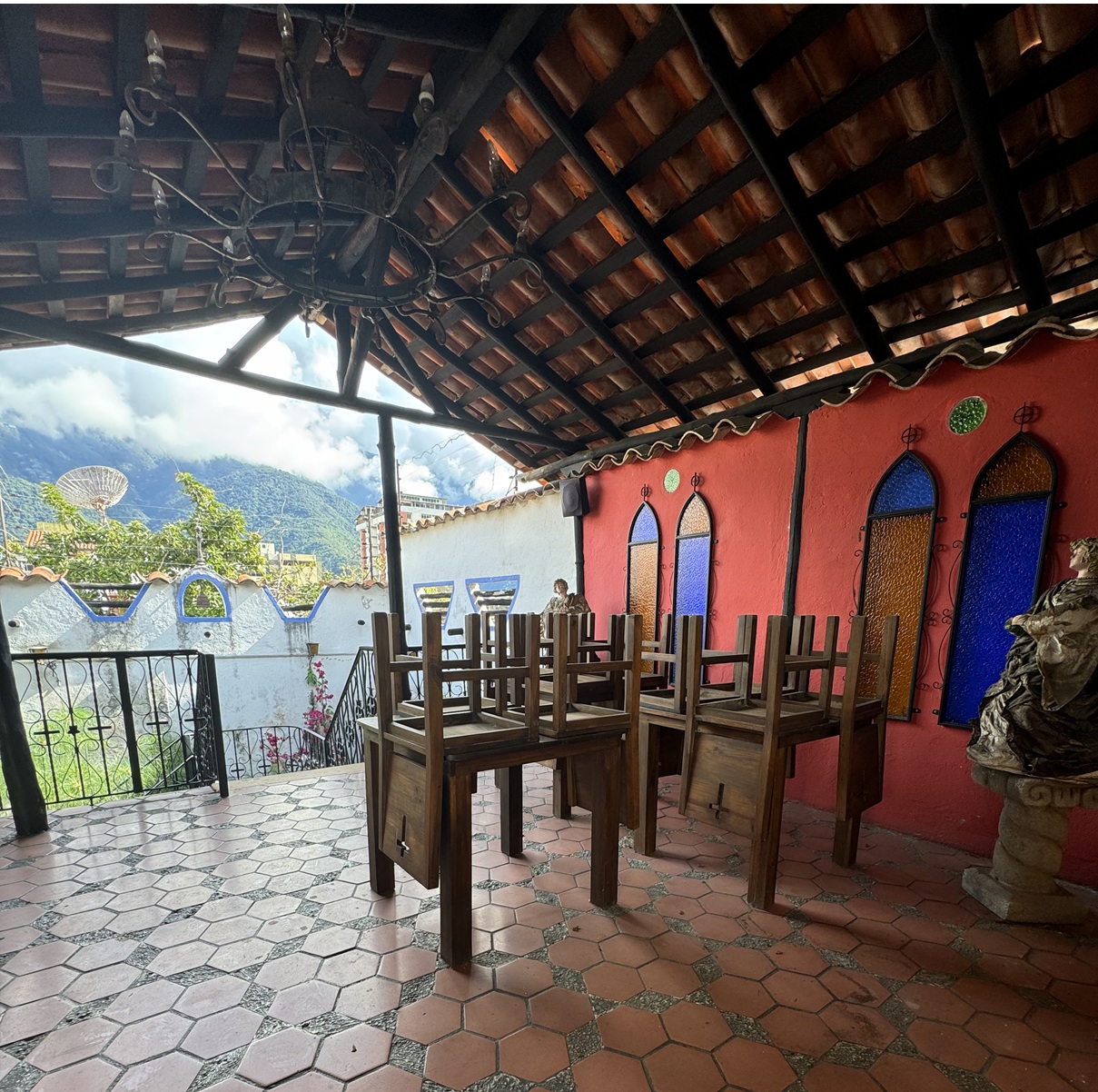 Merida-Restaurant12 Local-Restaurant en Venta en Mérida, Venezuela – 321m², 3 Baños y 2 Niveles Comerciales