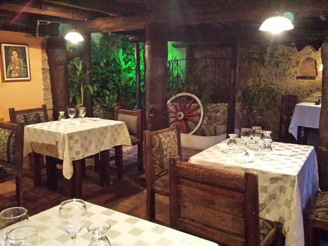 Local-Restaurant en Venta en Mérida, Venezuela – 321m², 3 Baños y 2 Niveles Comerciales