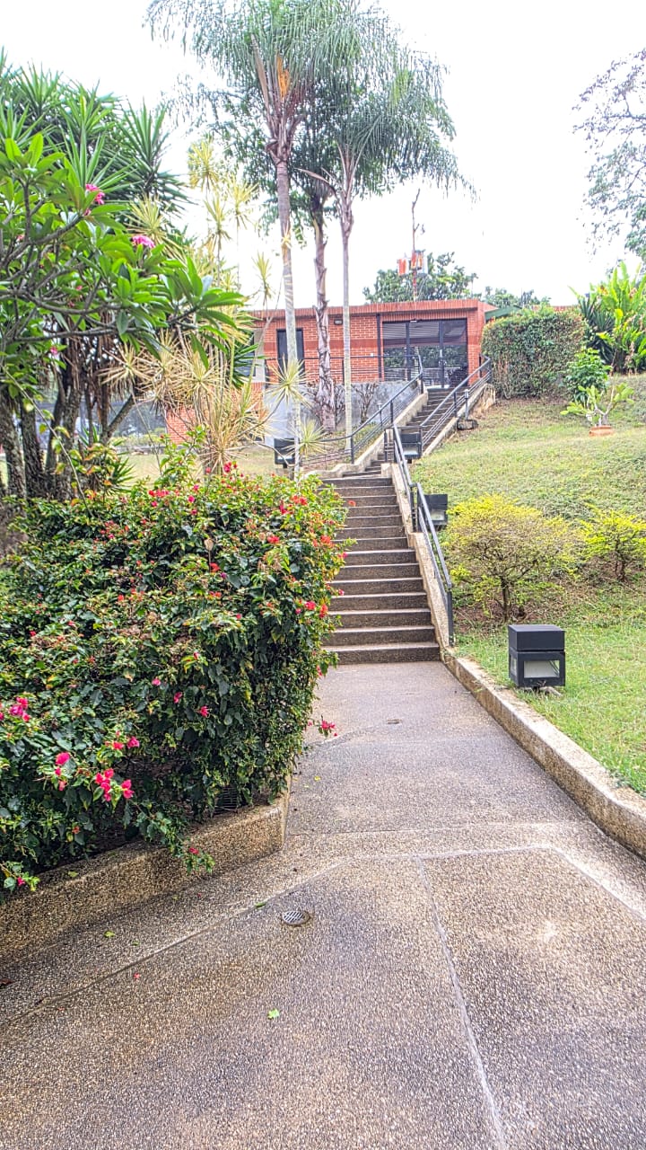 Urb Miranda-Areas Apartamento en Alquiler en Urbanización Miranda, Caracas – 120m², 2 Habitaciones, 2.5 Baños y 1 Puesto de Estacionamiento